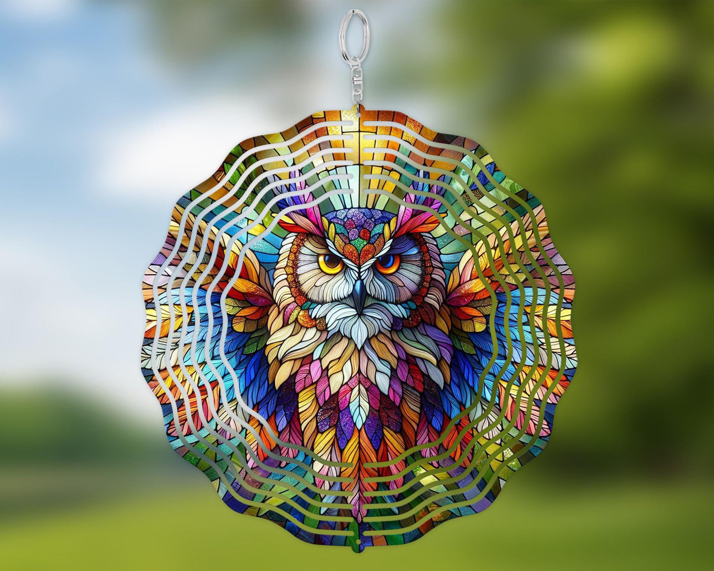 Vibrant Owl Wind Spinner - Nature-Inspired Decor for Bird Watchers and Owl Lovers