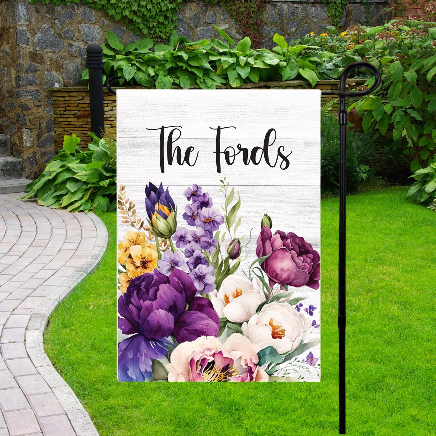 Personalized Floral Garden Flag - Custom Welcome Sign for Housewarming Gifts Outdoor Patio Decor