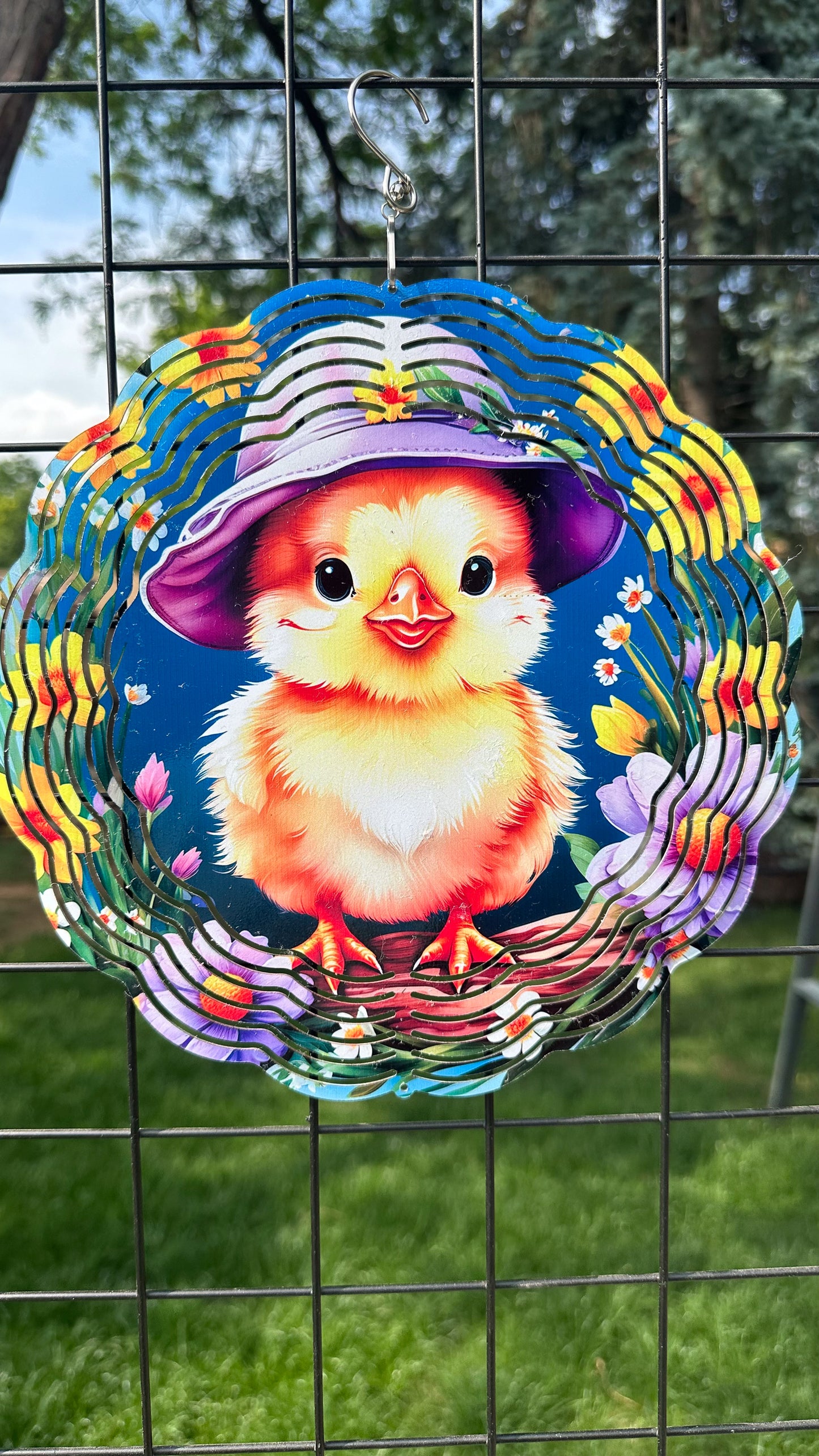 Floral Duck 3D Wind Spinner, 10' Wind Spinner