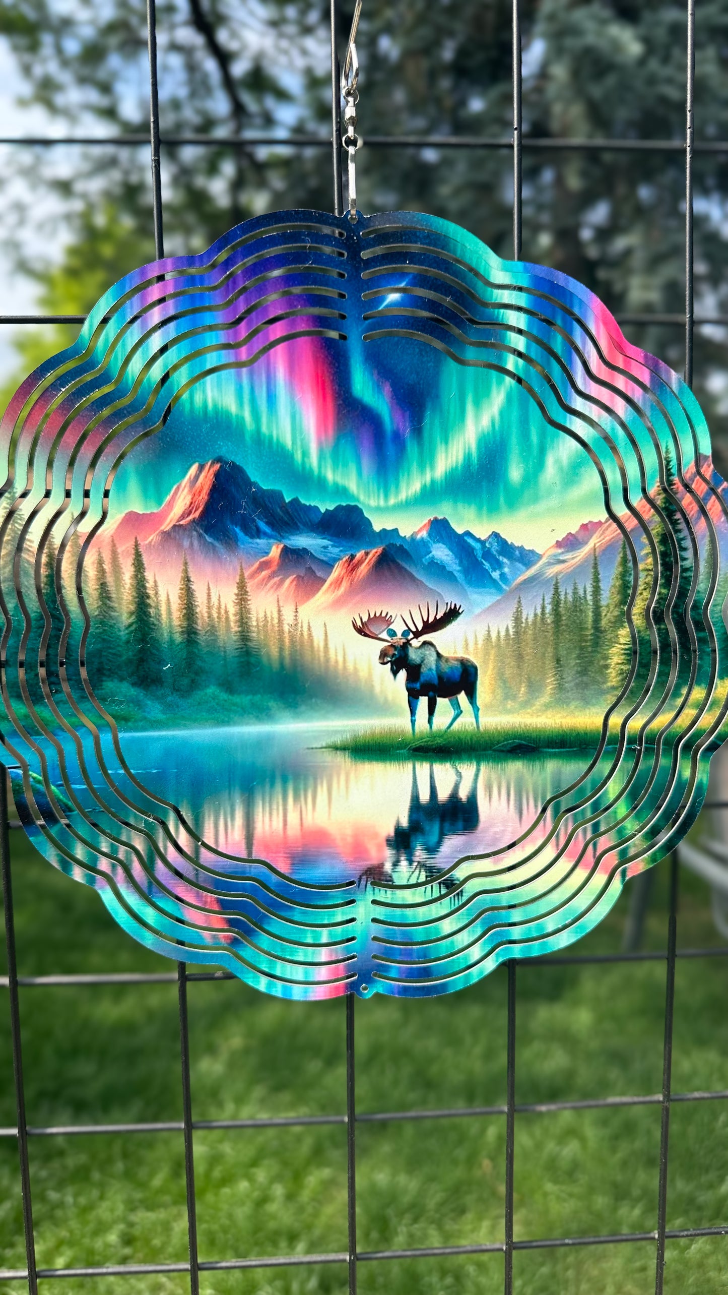 Northern Light Moose 3D Wind Spinner - Unique Outdoor Gift for Him