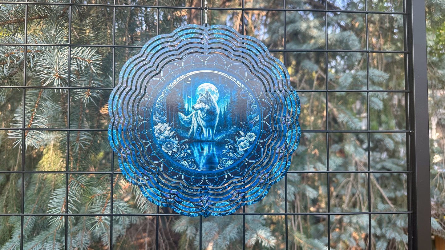 3D Wolf with Moon Wind Spinner - 10-Inch Yard Decor for Wolf Lovers