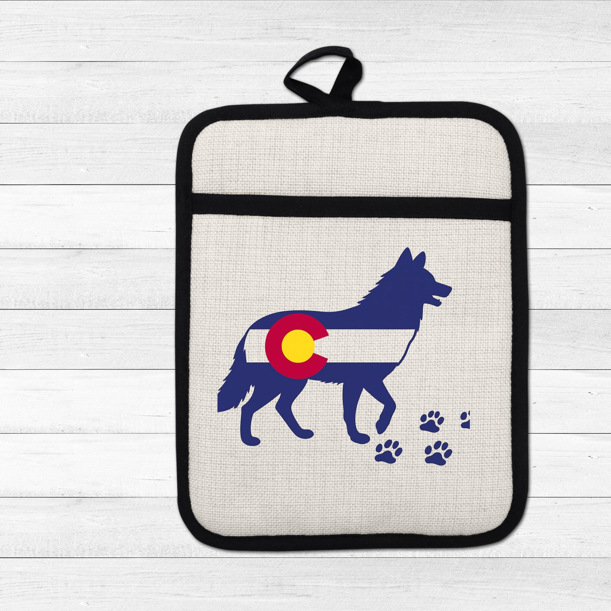Colorado Wolf Pot Holder - Linen Front, Silicone Trivet, Heat Resistant Pad - gift presentation view