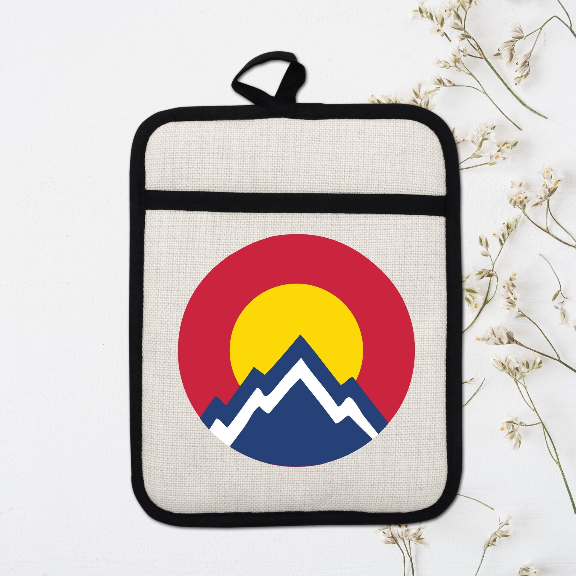 Colorado Pot Holder | Silicone Pocket Oven Mitt With Heat Resistant Trivet - additional product photo 17