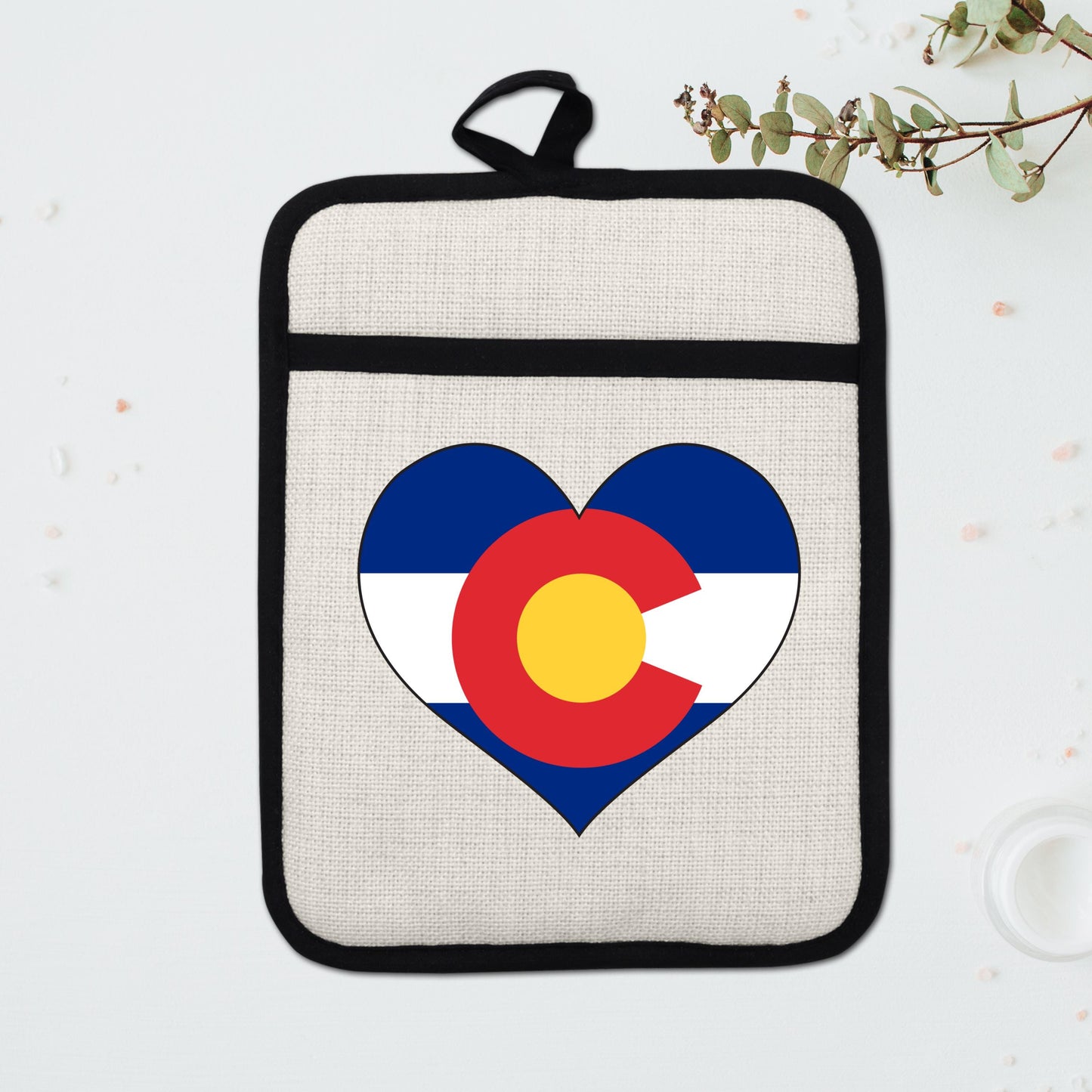 Colorado Heart Pot Holder – Silicone Pot Holder with Linen Front & Heat Resistant Trivet - additional product photo 15