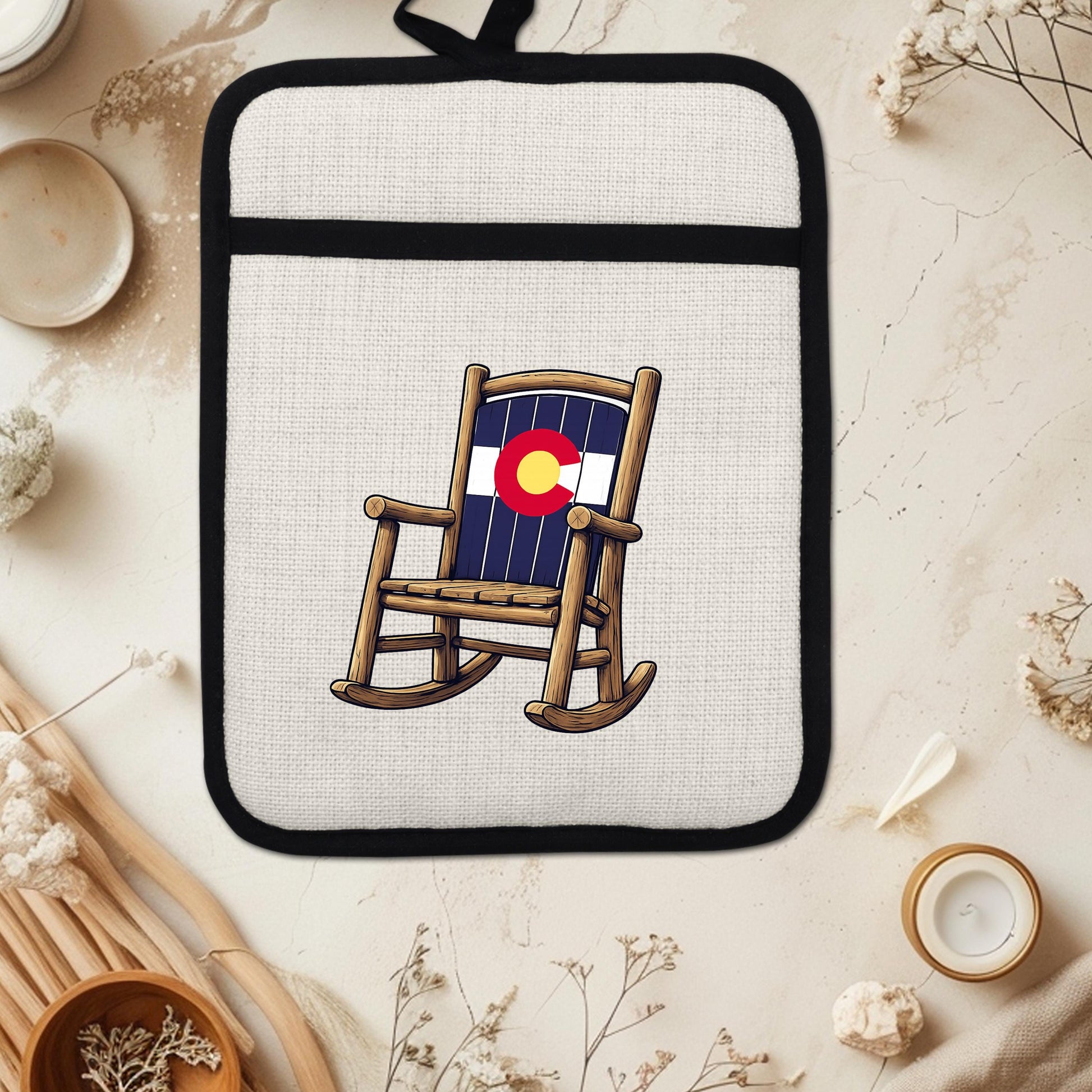 Colorado Kitchen Pot Holder - Silicone Trivet, Rustic Farmhouse Style Heat Resistant - detail view
