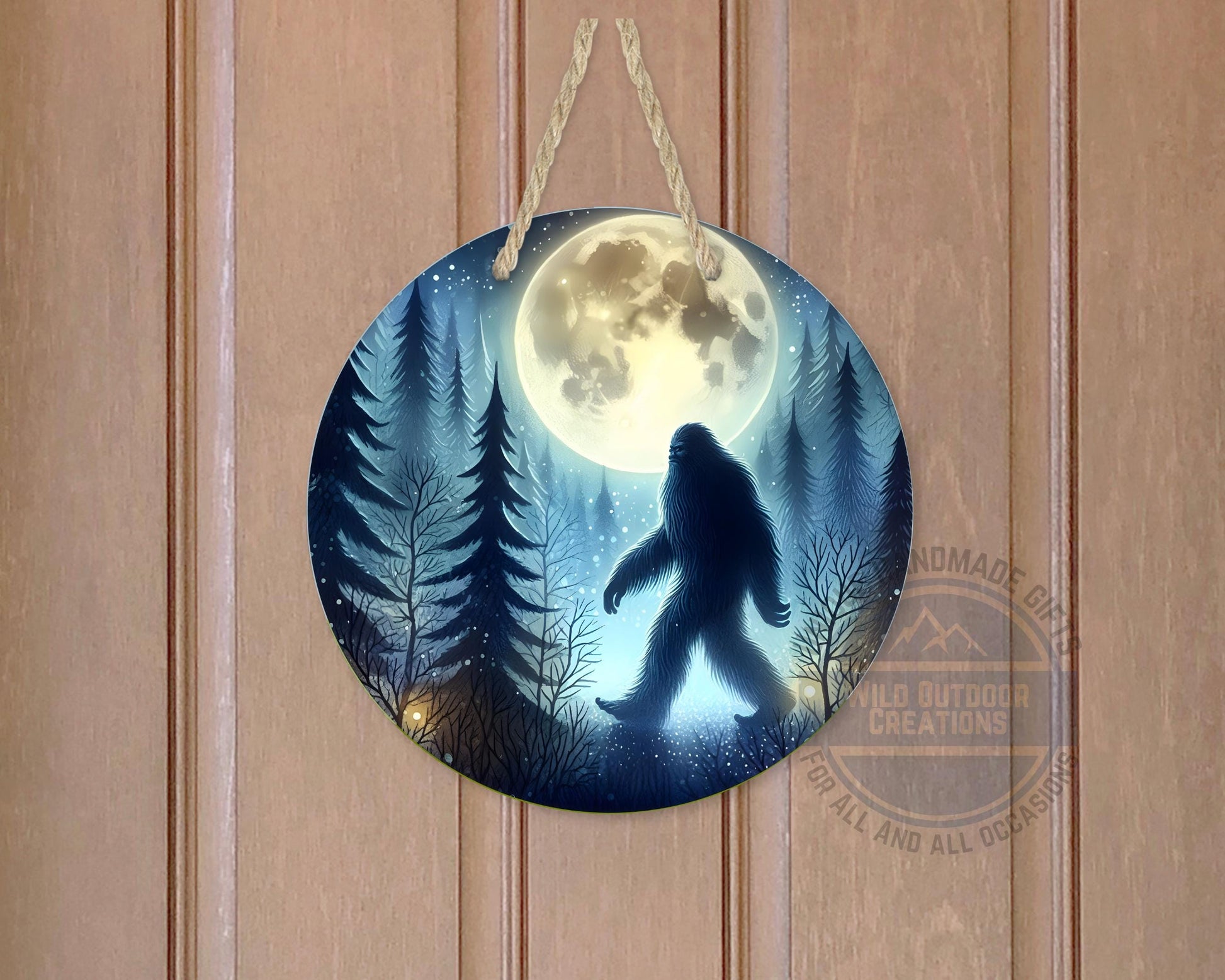 Bigfoot Door Hanger - Aluminum Round Porch Sign With Moonlit Forest Decor - packaging and presentation