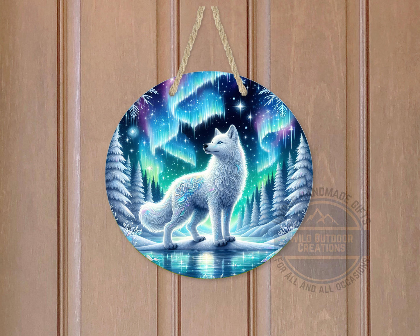 Wolf Door Hanger - Northern Lights Art | Rustic Cabin Sign, Outdoor Decor - packaging and presentation