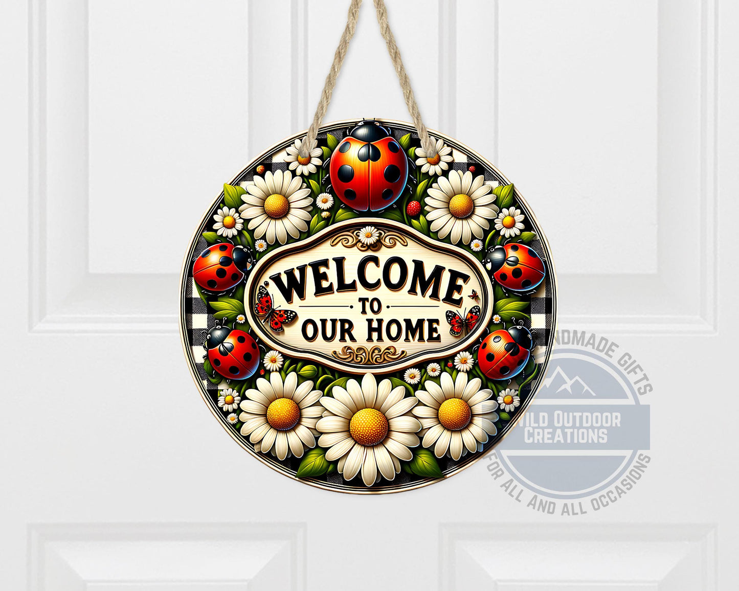 Welcome Door Hanger - Outdoor Aluminum Round Sign With Ladybug & Daisy Design - packaging and presentation