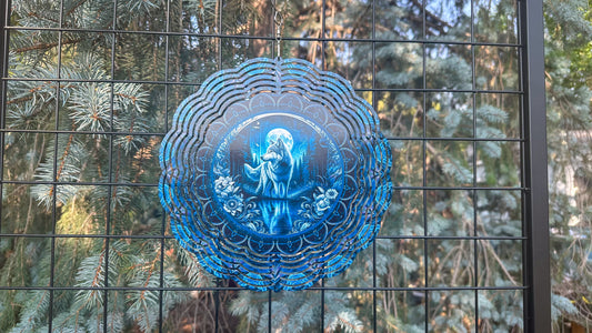 3D Wolf with Moon Wind Spinner - 10-Inch Yard Decor for Wolf Lovers