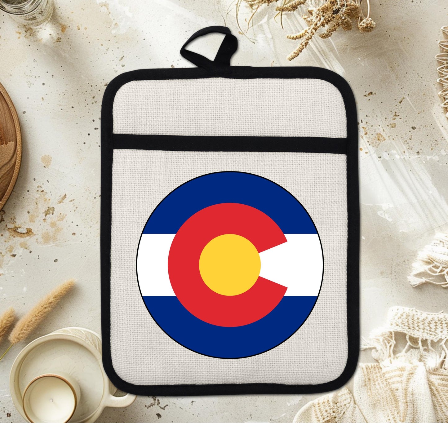 Colorado State Flag Pot Holder – Durable Linen & Silicone Kitchen Grip 9x7 Inches - scale and size reference
