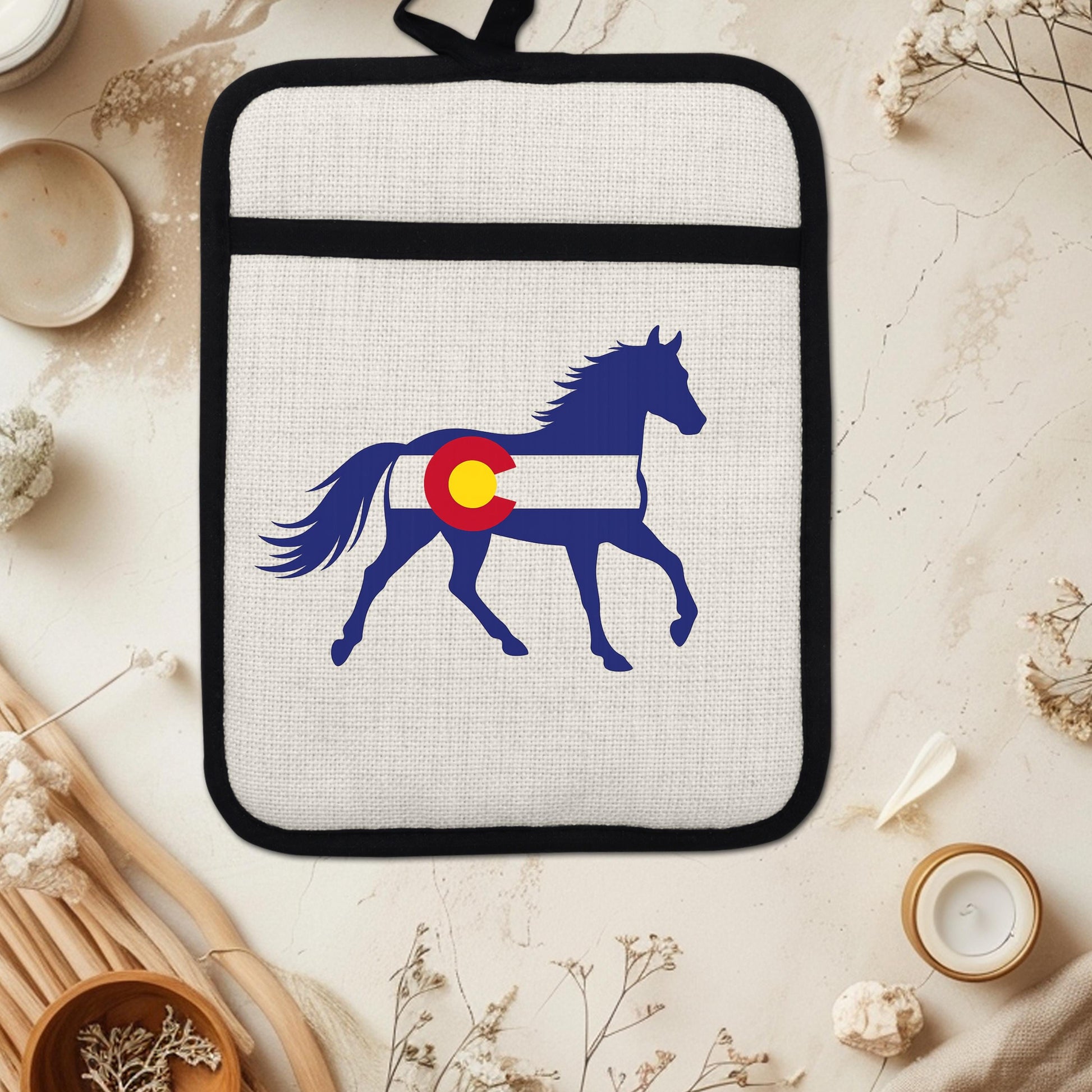 Horse Oven Mitt - Colorado Pot Holder With Silicone Back & Linen Front, Heat Resistant - detail view