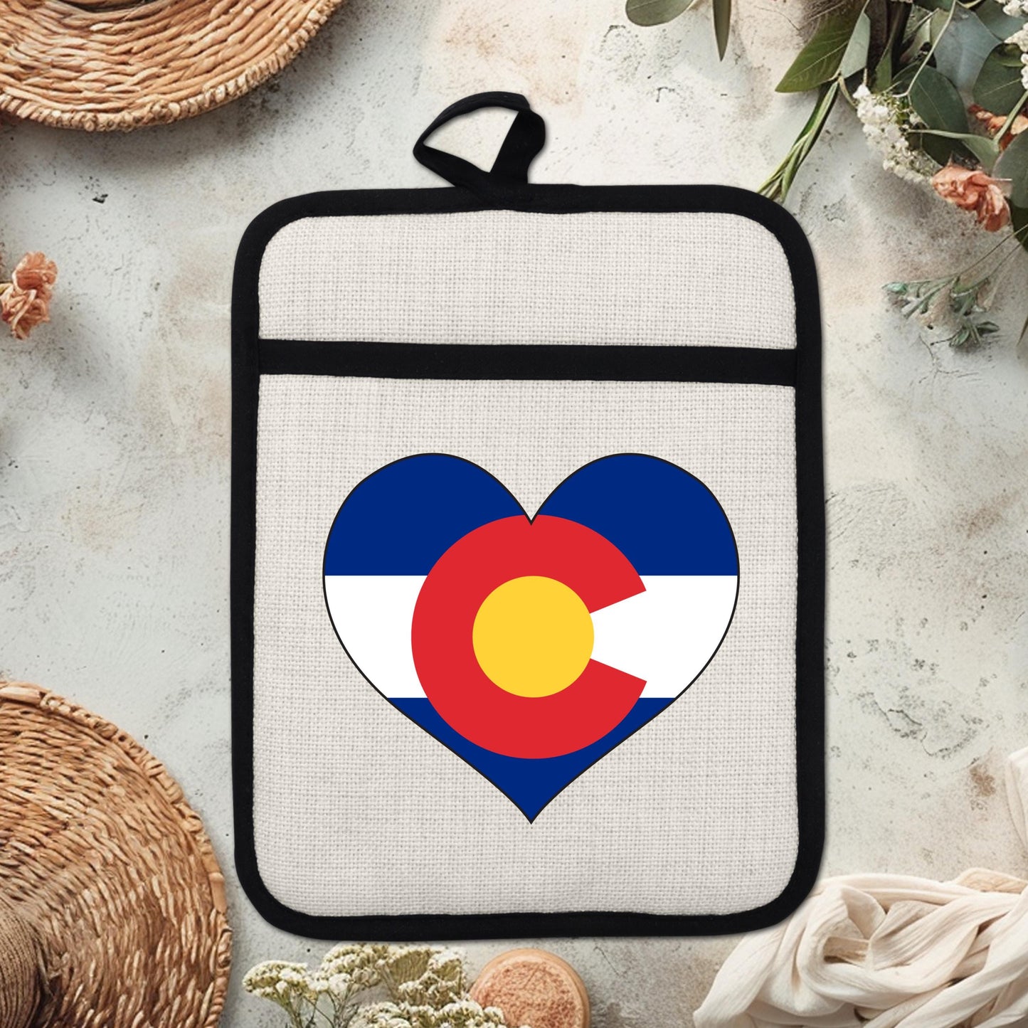 Colorado Heart Pot Holder – Silicone Pot Holder with Linen Front & Heat Resistant Trivet - packaging and presentation