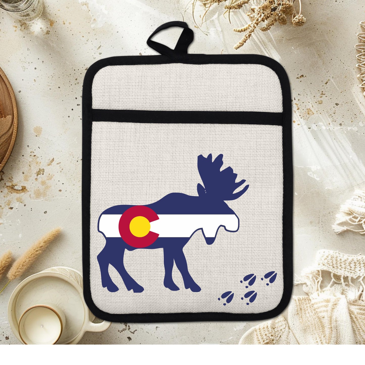 Colorado Moose Pot Holder - Heat Resistant Trivet with Silicone Back & Linen Fabric Front - scale and size reference