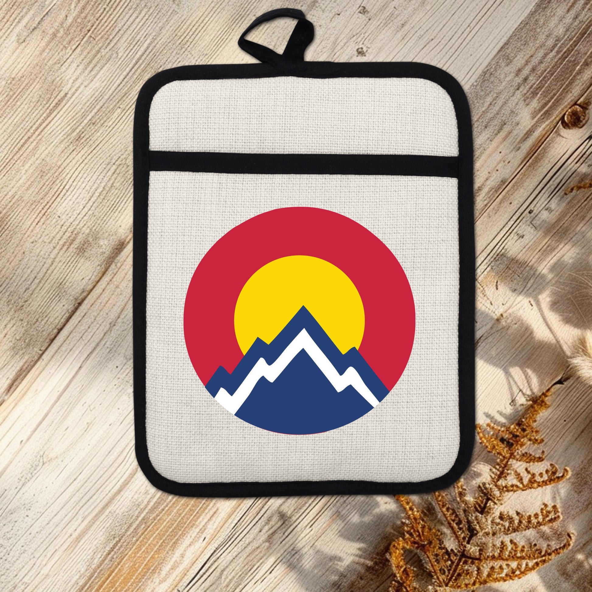 Colorado Pot Holder | Silicone Pocket Oven Mitt With Heat Resistant Trivet - additional angle