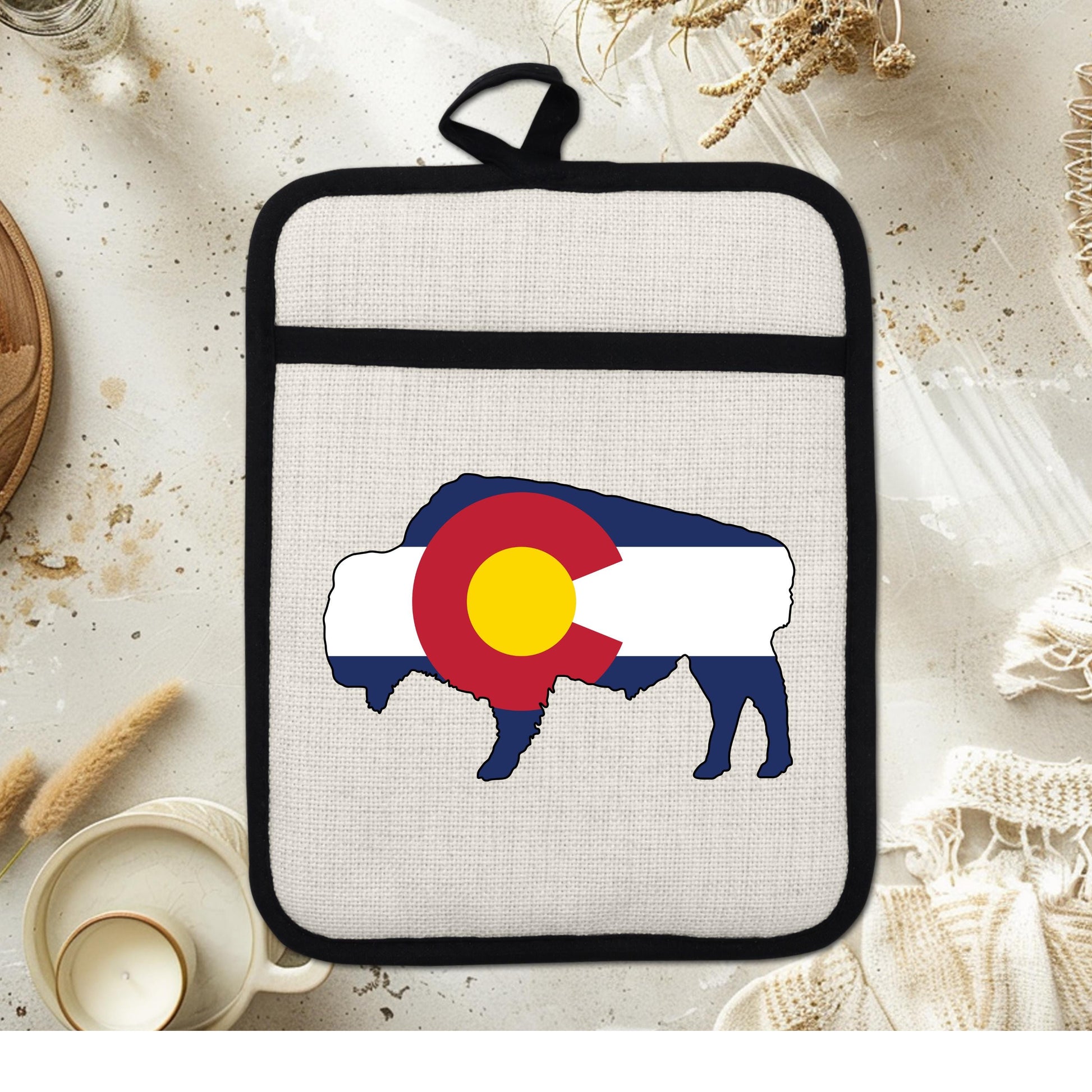 Bison Pot Holder – Colorado Pot Holder With Linen & Silicone, Heat Resistant Trivet - scale and size reference