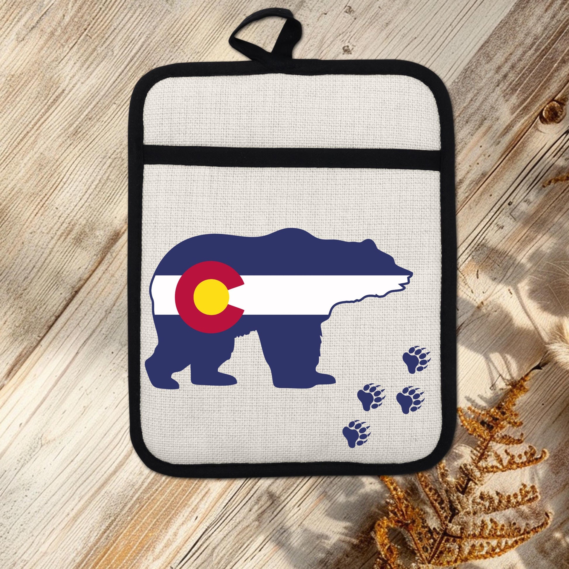 Pot Holder Oven Mitt - Colorado Bear Design | Silicone Pot Holder, Linen Fabric - alternate view