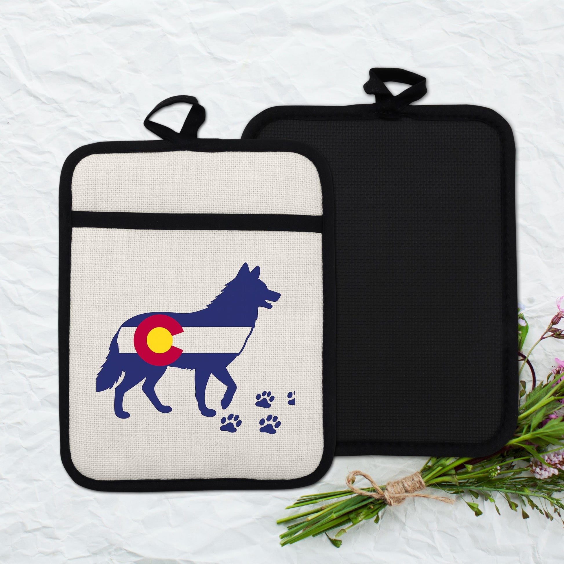 Colorado Wolf Pot Holder - Linen Front, Silicone Trivet, Heat Resistant Pad - additional product photo 13