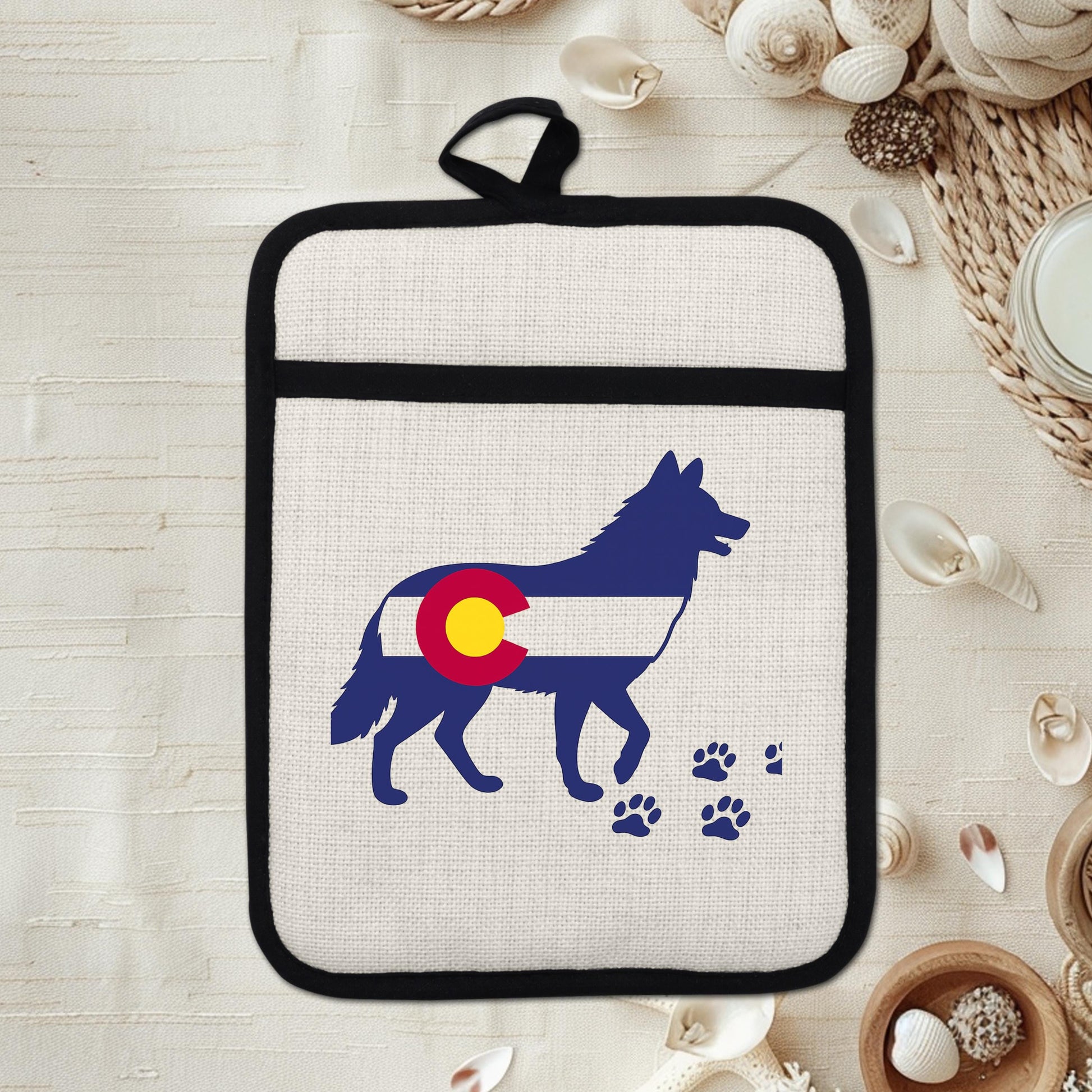 Colorado Wolf Pot Holder - Linen Front, Silicone Trivet, Heat Resistant Pad - product dimensions and specifications