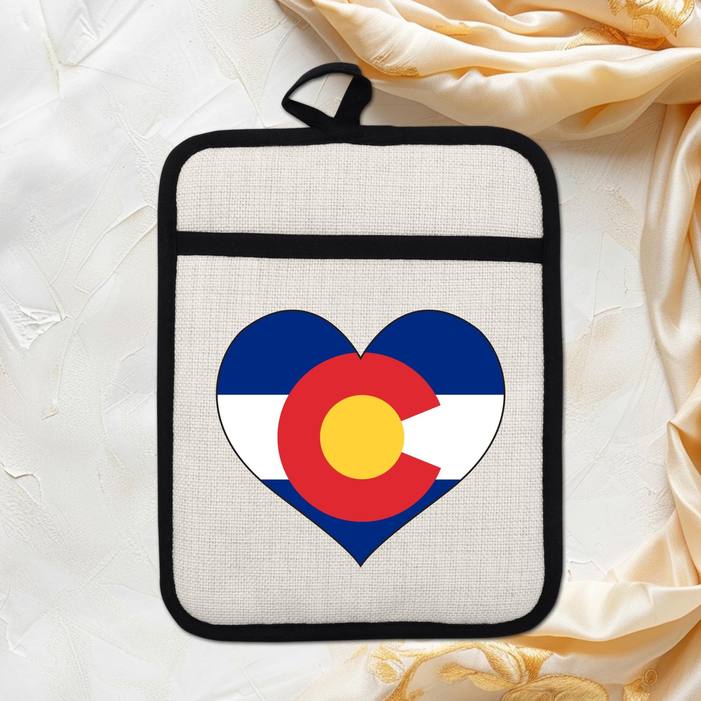 Colorado Heart Pot Holder – Silicone Pot Holder with Linen Front & Heat Resistant Trivet - additional angle