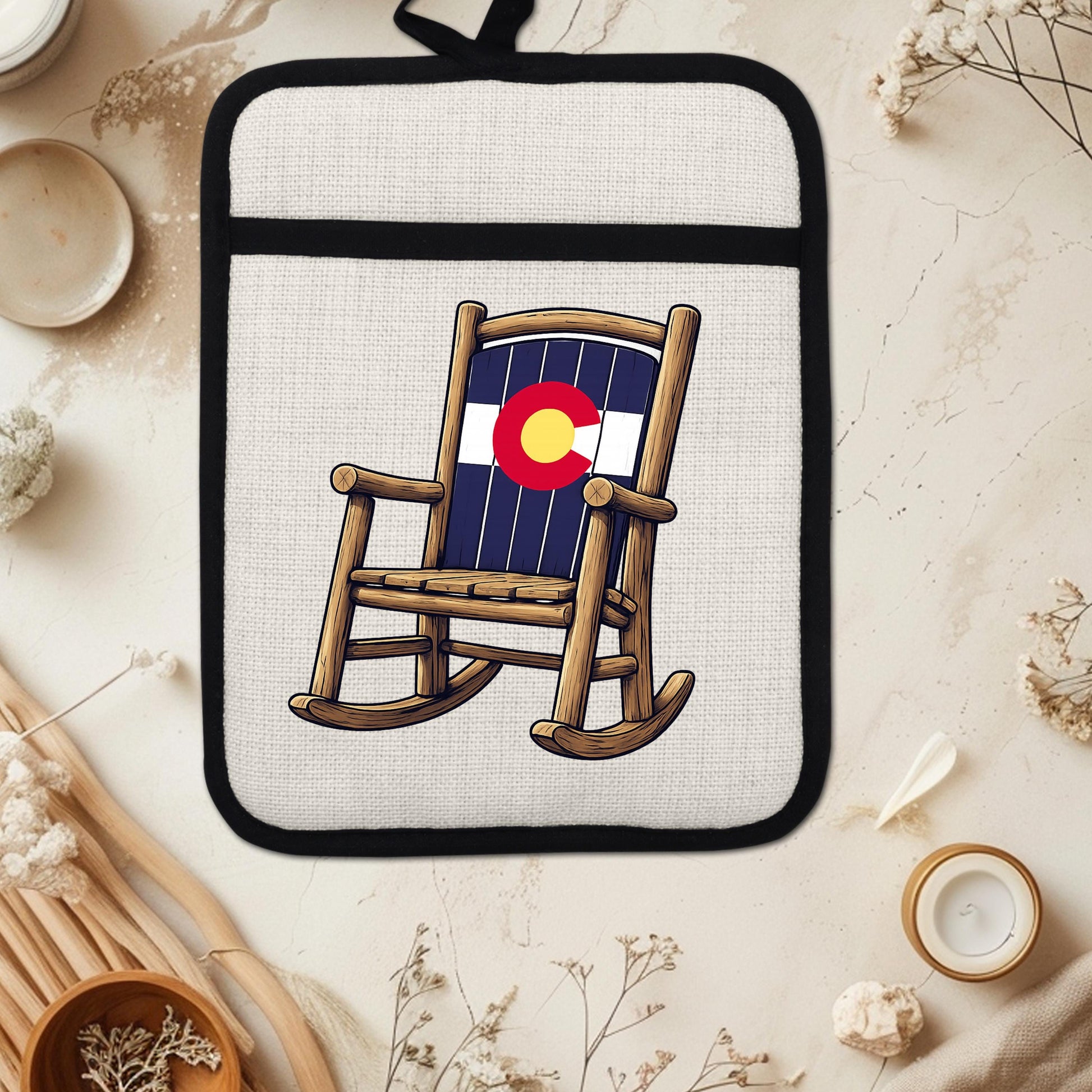 Linen Oven Mitt - Colorado Rocking Chair Pot Holder with Trivet & Heat Resistant Design - detail view