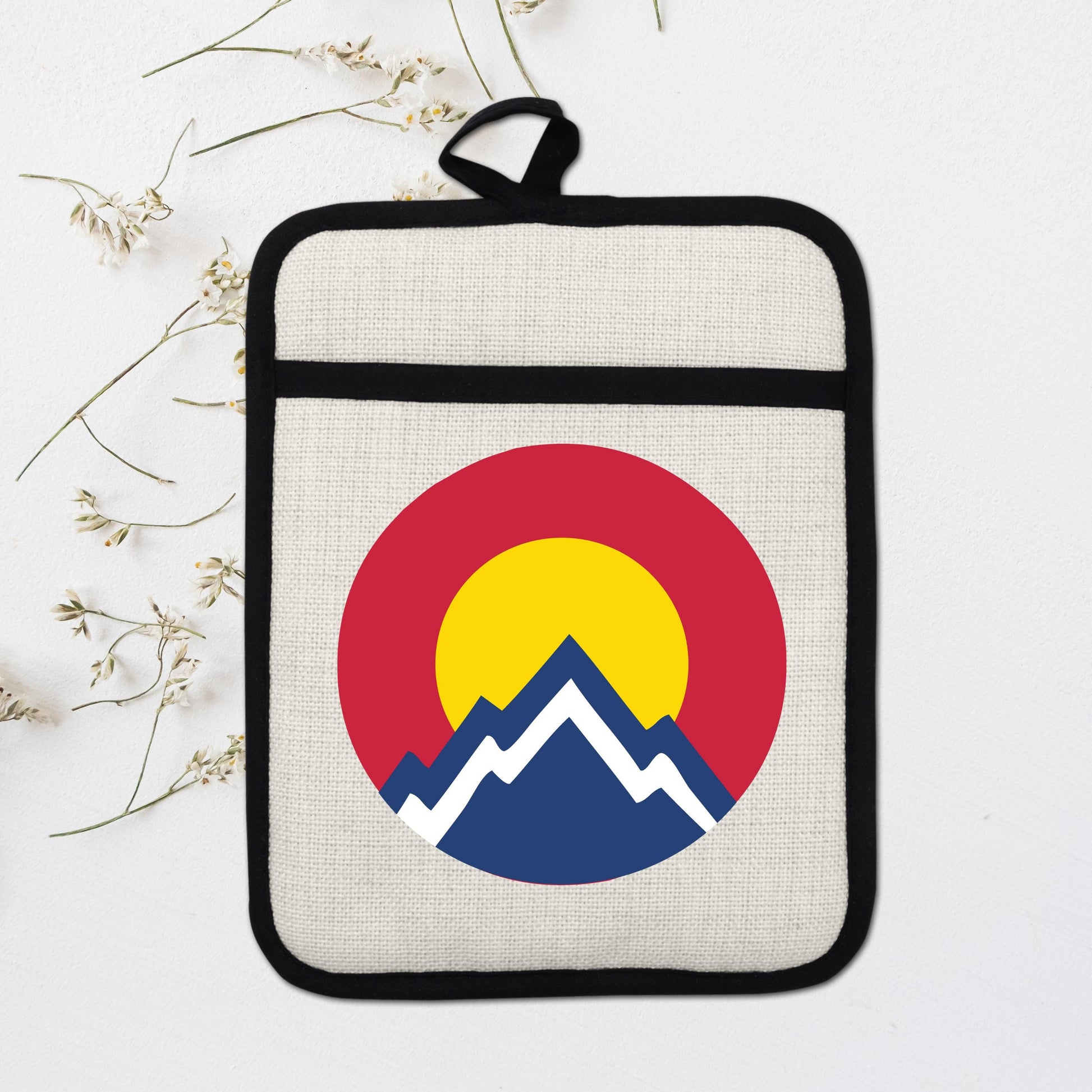 Colorado Pot Holder | Silicone Pocket Oven Mitt With Heat Resistant Trivet - additional product photo 16
