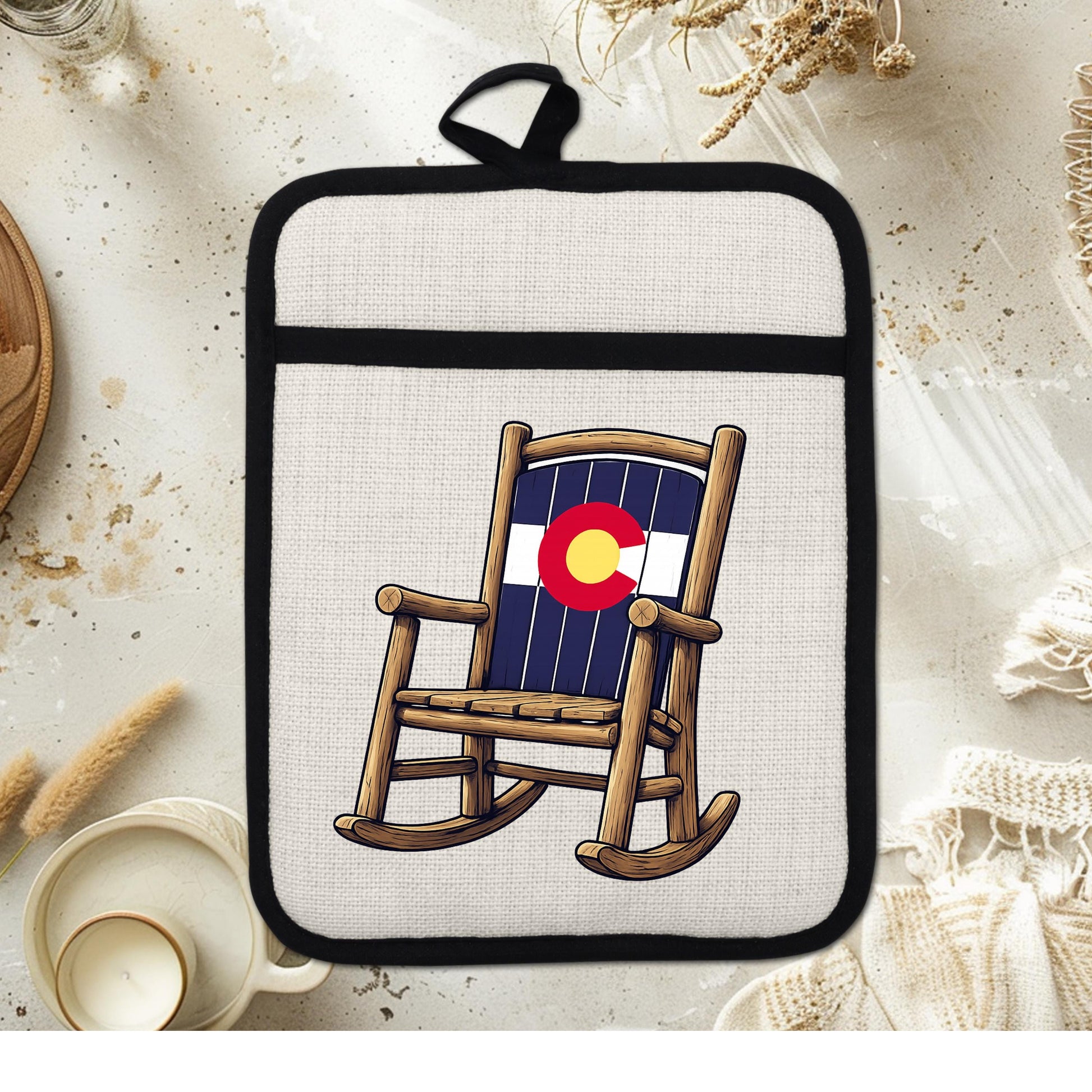 Linen Oven Mitt - Colorado Rocking Chair Pot Holder with Trivet & Heat Resistant Design - scale and size reference