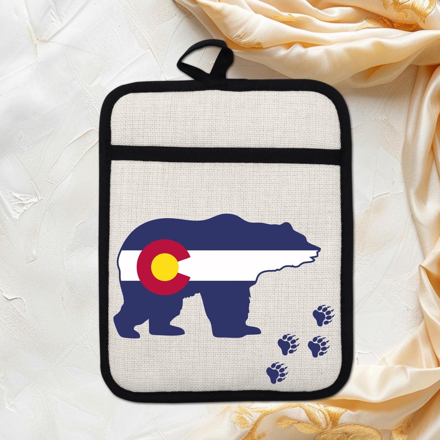 Pot Holder Oven Mitt - Colorado Bear Design | Silicone Pot Holder, Linen Fabric - additional angle