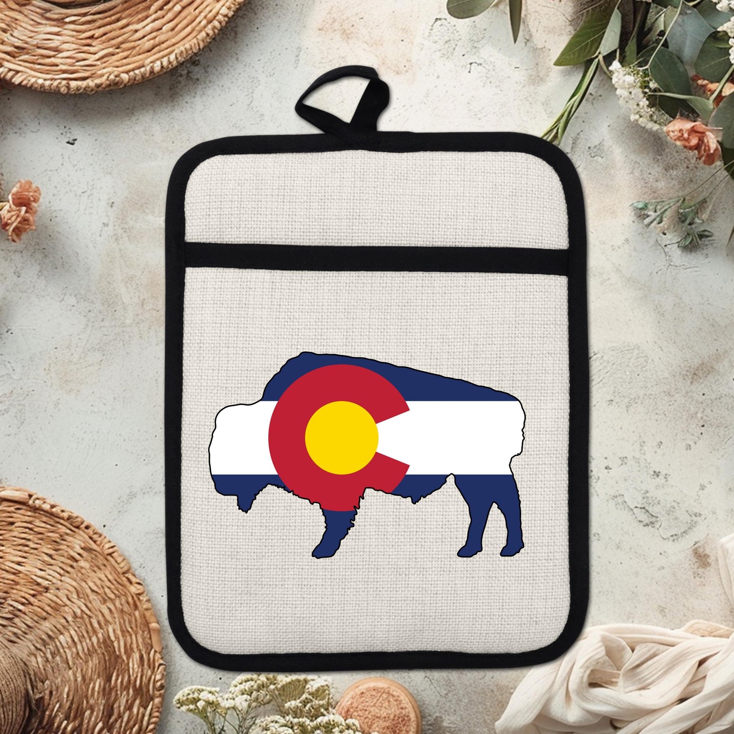 Bison Pot Holder – Colorado Pot Holder With Linen & Silicone, Heat Resistant Trivet - packaging and presentation
